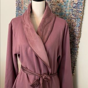 Tahari Dusty Rose Robe